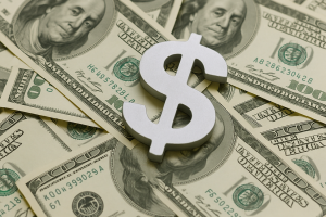 আগস্ট মাসে প্রবাসী আয় বেড়ে রেকর্ড ২২৩ কোটি ডলার