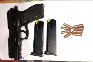 র‍্যাবের অভিযানে চাঁদপুর থেকে লুট হওয়া অস্ত্র উদ্ধার