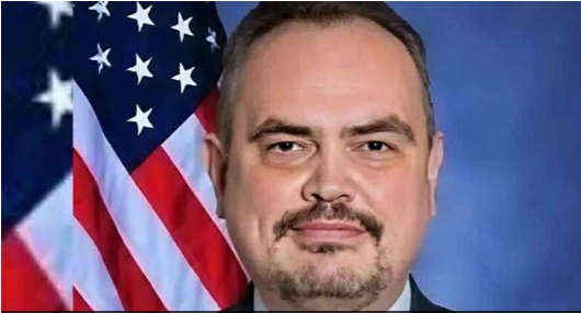 ব্রেন্ট ক্রিস্টেনসেনের একটি ছবি, যিনি বাংলাদেশের নতুন মার্কিন রাষ্ট্রদূত হিসেবে মনোনীত হয়েছেন।